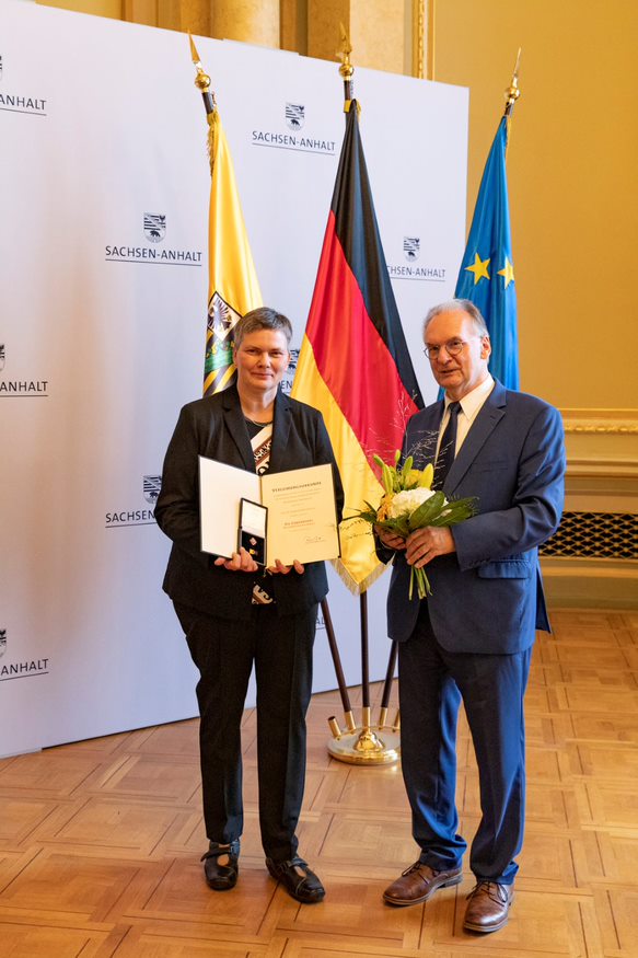 Verleihung der Ehrennadel des Landes Sachsen-Anhalt an Frau Dr. Karin Reglich © Matthias Behne